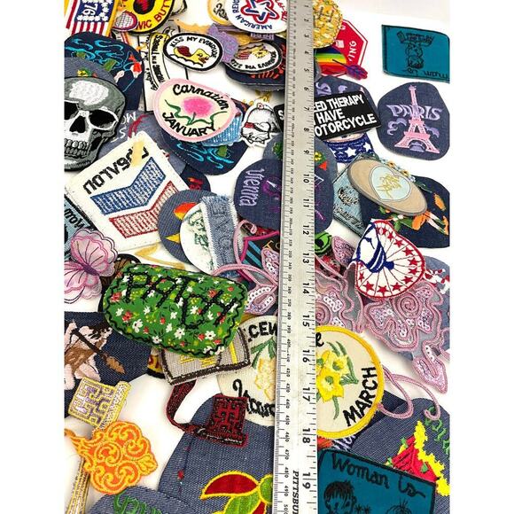 150 PC Assorted Sewing Applique Patches Iron on Sew On NEW Mixed Sequin Crafting - Picture 11 of 14